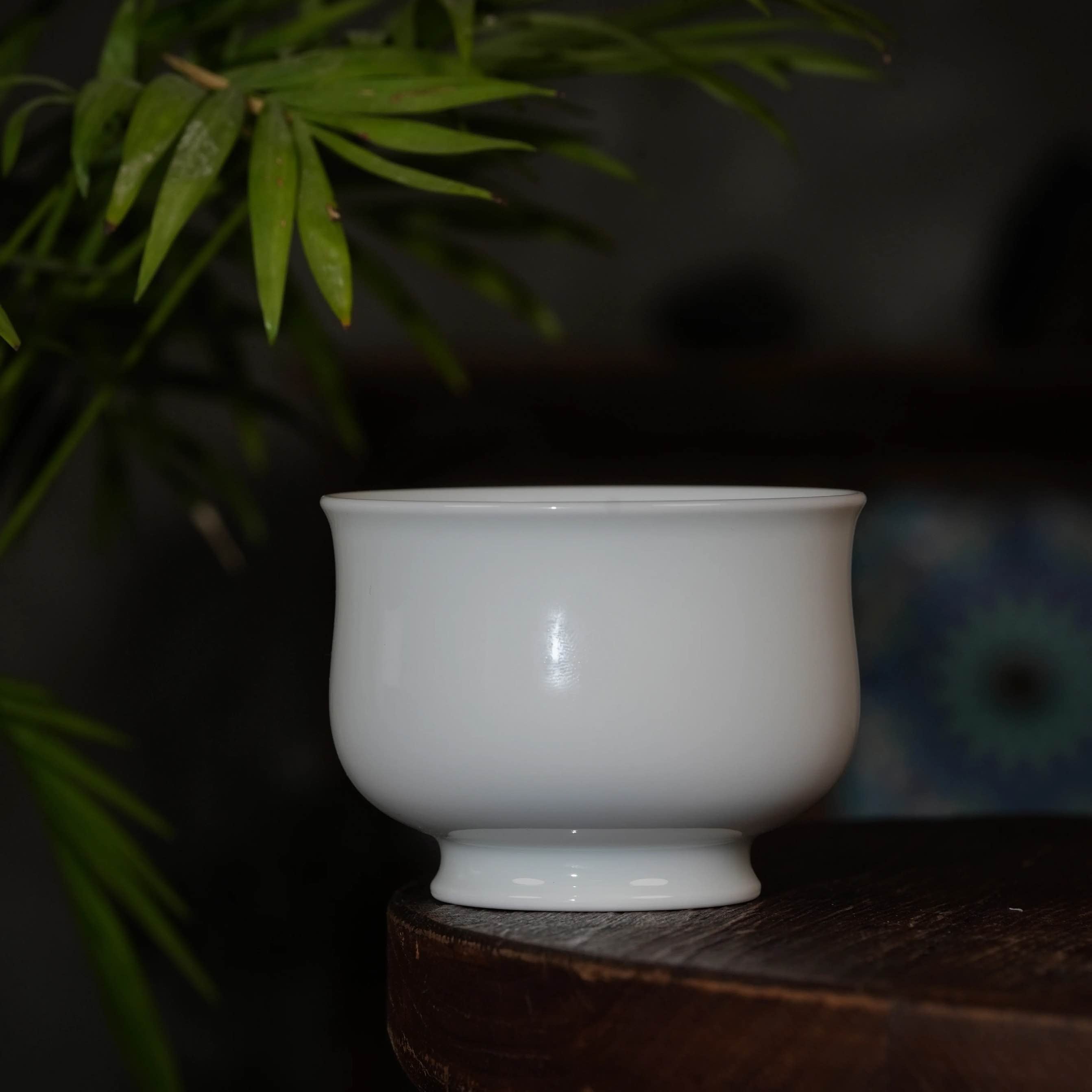 Liujianfeng Kiln White Porcelain Tea Cup 刘建锋窑 白瓷炉式杯