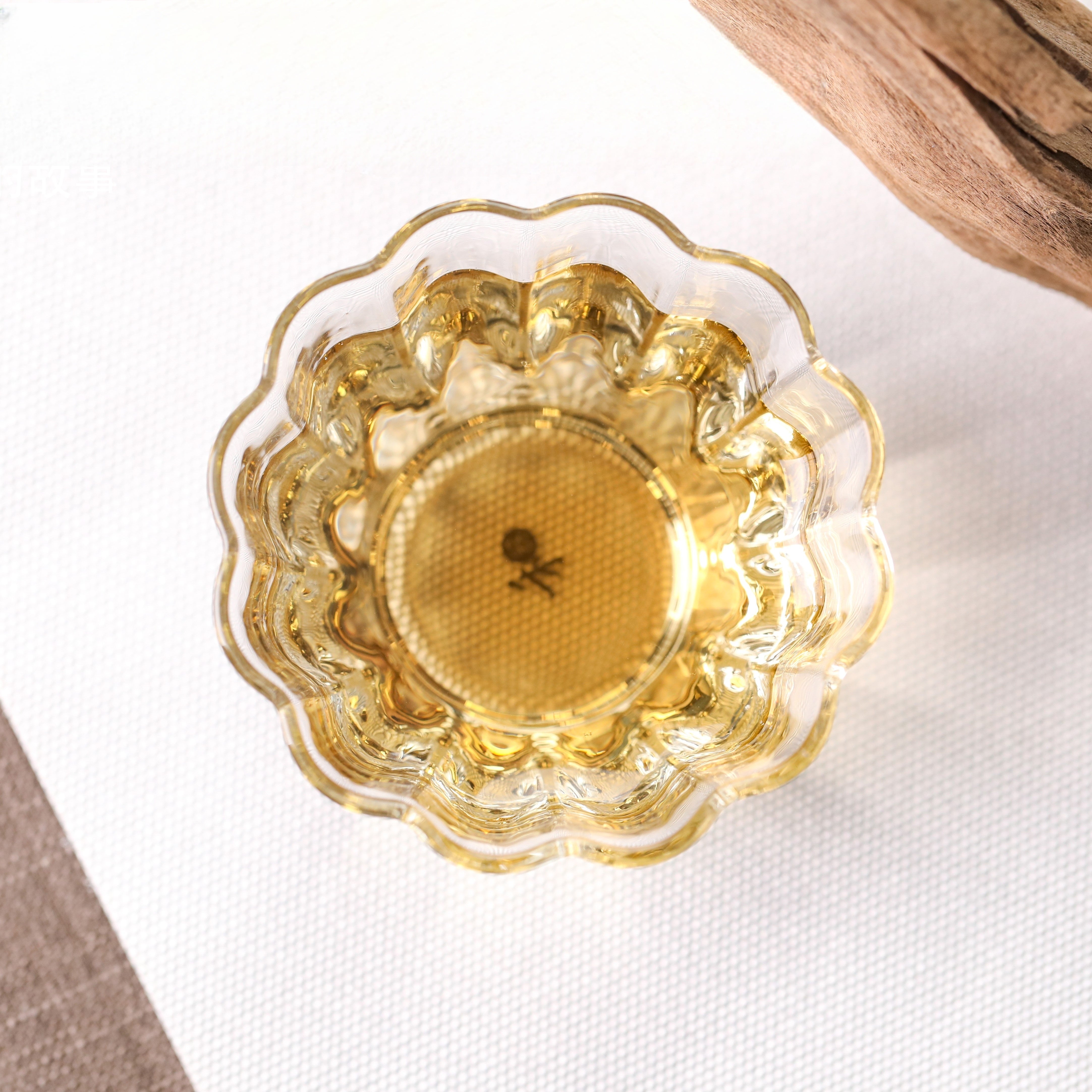 Glass Teacups (Pair）
