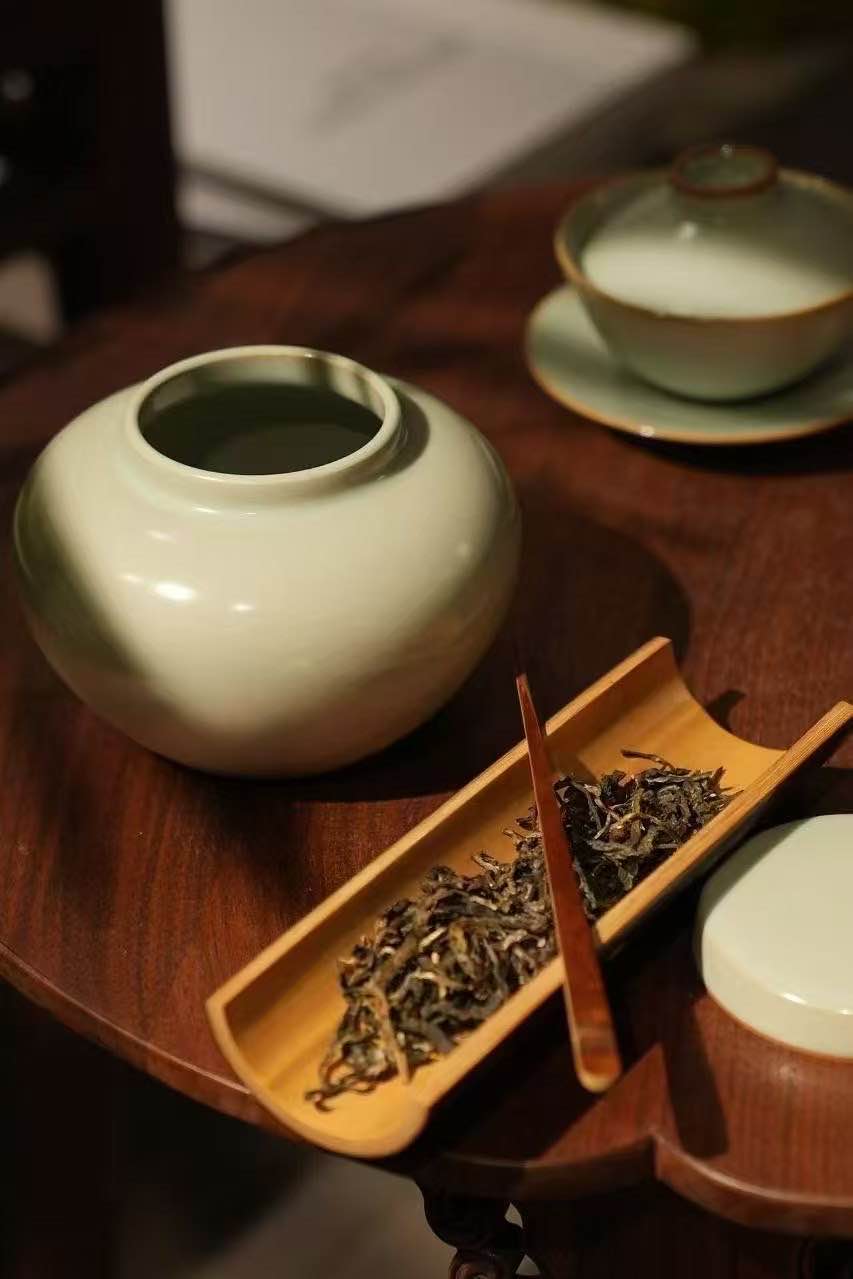 Xiao Fang Kiln 天青馨香茶叶罐