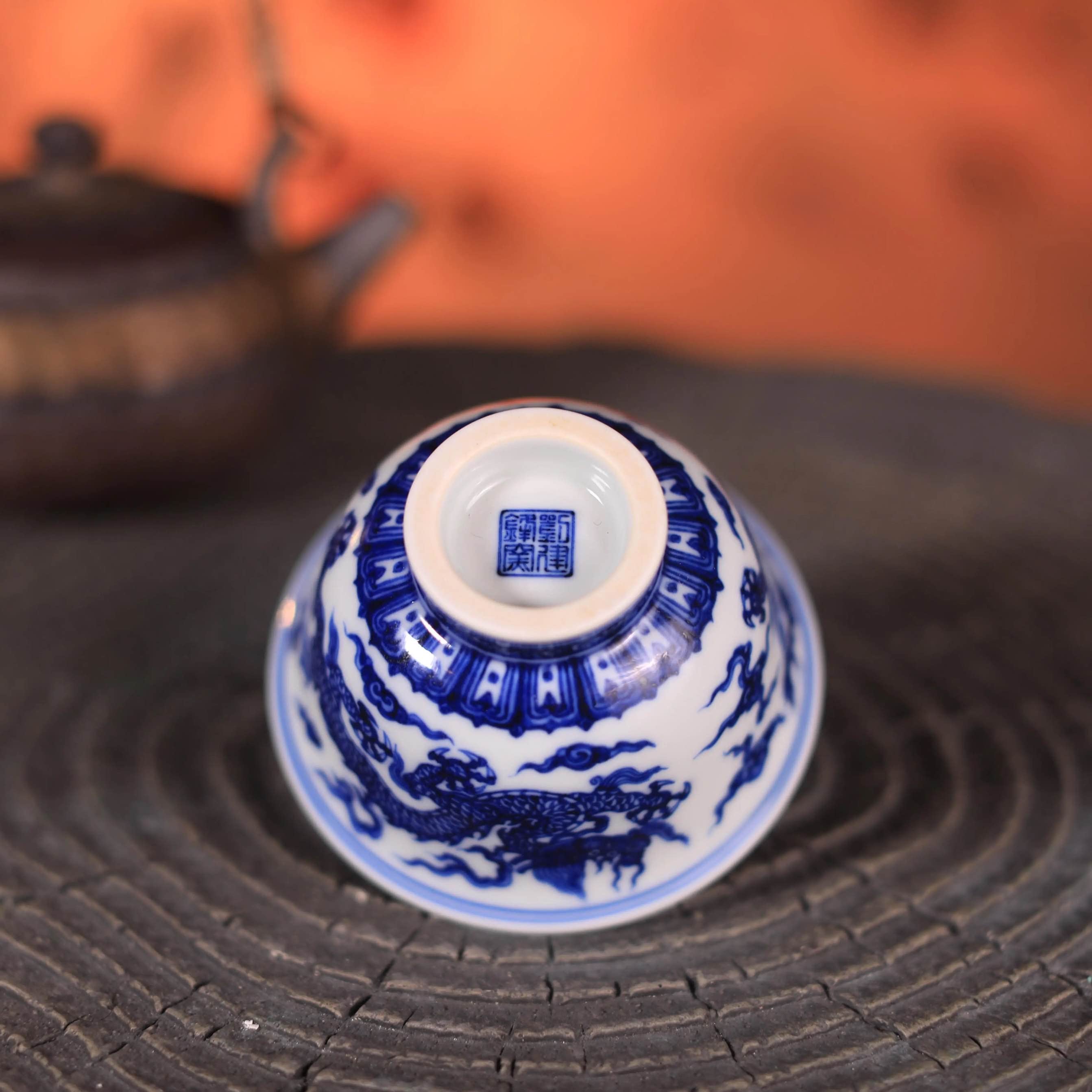 Liujianfeng Kiln Blue and White Porcelain Double Dragon Cup 刘建锋窑双龙压手杯